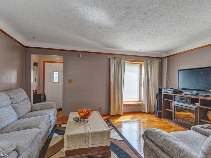 14903 Tabor Avenue, Maple Heights, OH 44137 Photo 3