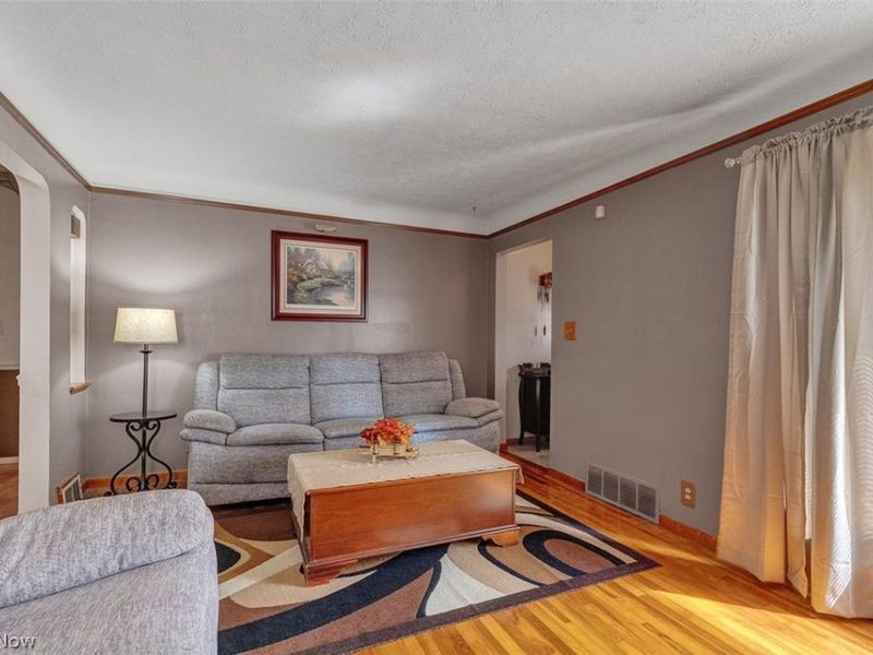 14903 Tabor Avenue, Maple Heights, OH 44137 Photo 4
