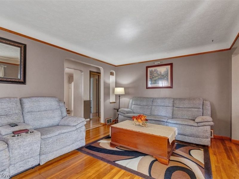 14903 Tabor Avenue, Maple Heights, OH 44137 Photo 5