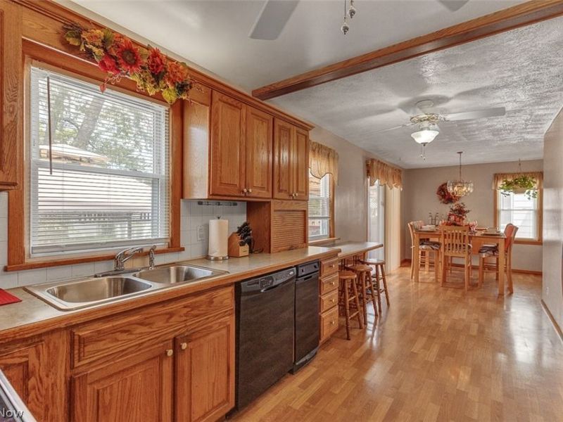 14903 Tabor Avenue, Maple Heights, OH 44137 Photo 7