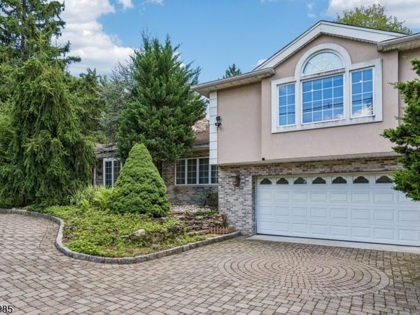 186 Laauwe Ave, Wayne, NJ 07470