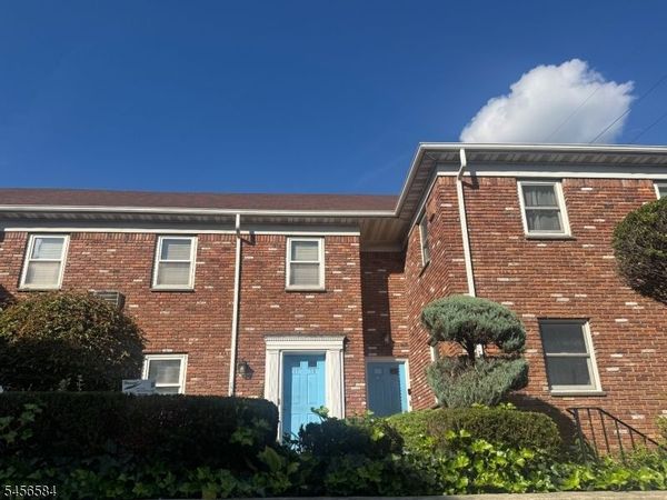 55 Schuyler Ave, North Arlington, NJ 07031