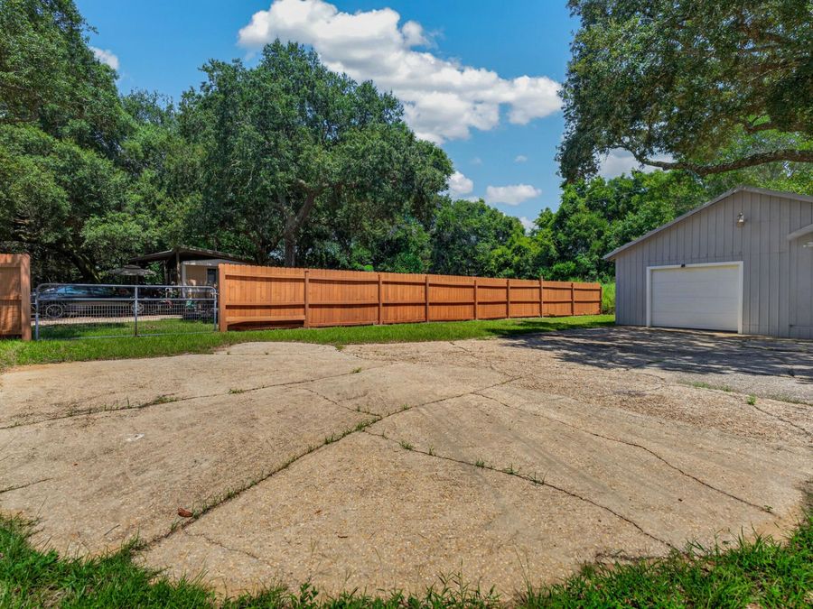 Property Image 44