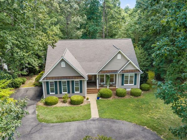 840 Middle Gate Road, IRVINGTON, VA 22480