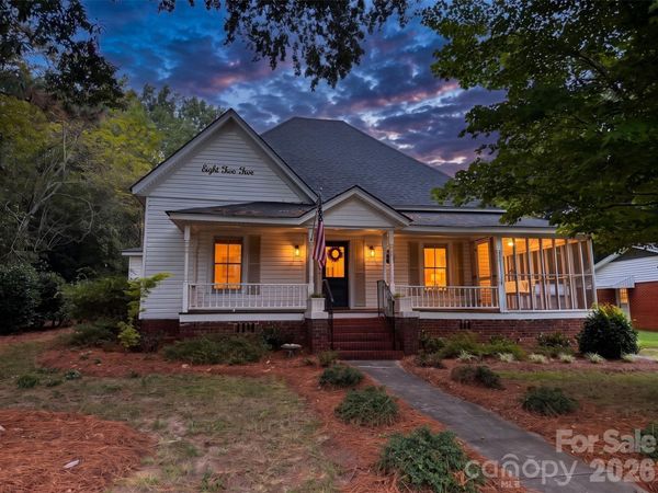 825 Montgomery Avenue , Albemarle, NC 28001