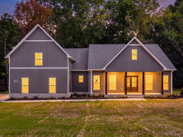 4973 Hunter Rd, Southside, TN 37171