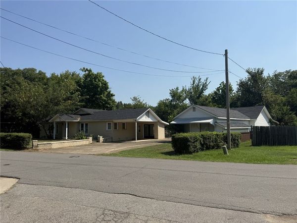 505 S Carter Street, Clarksville, AR 72830