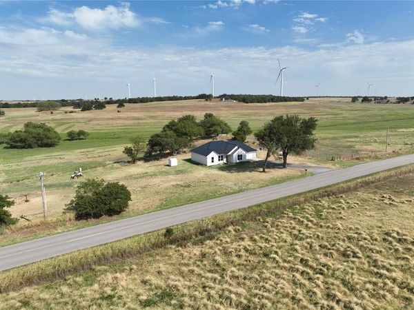 16025 County Street 2730, Minco, OK 73059