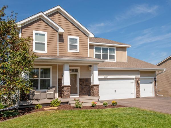 9827 66th Street S, Cottage Grove, MN 55016