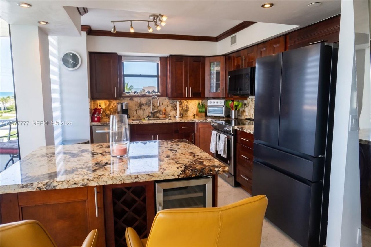 3300 NE 192nd St , Unit 1612, Aventura, FL 33180 Photo