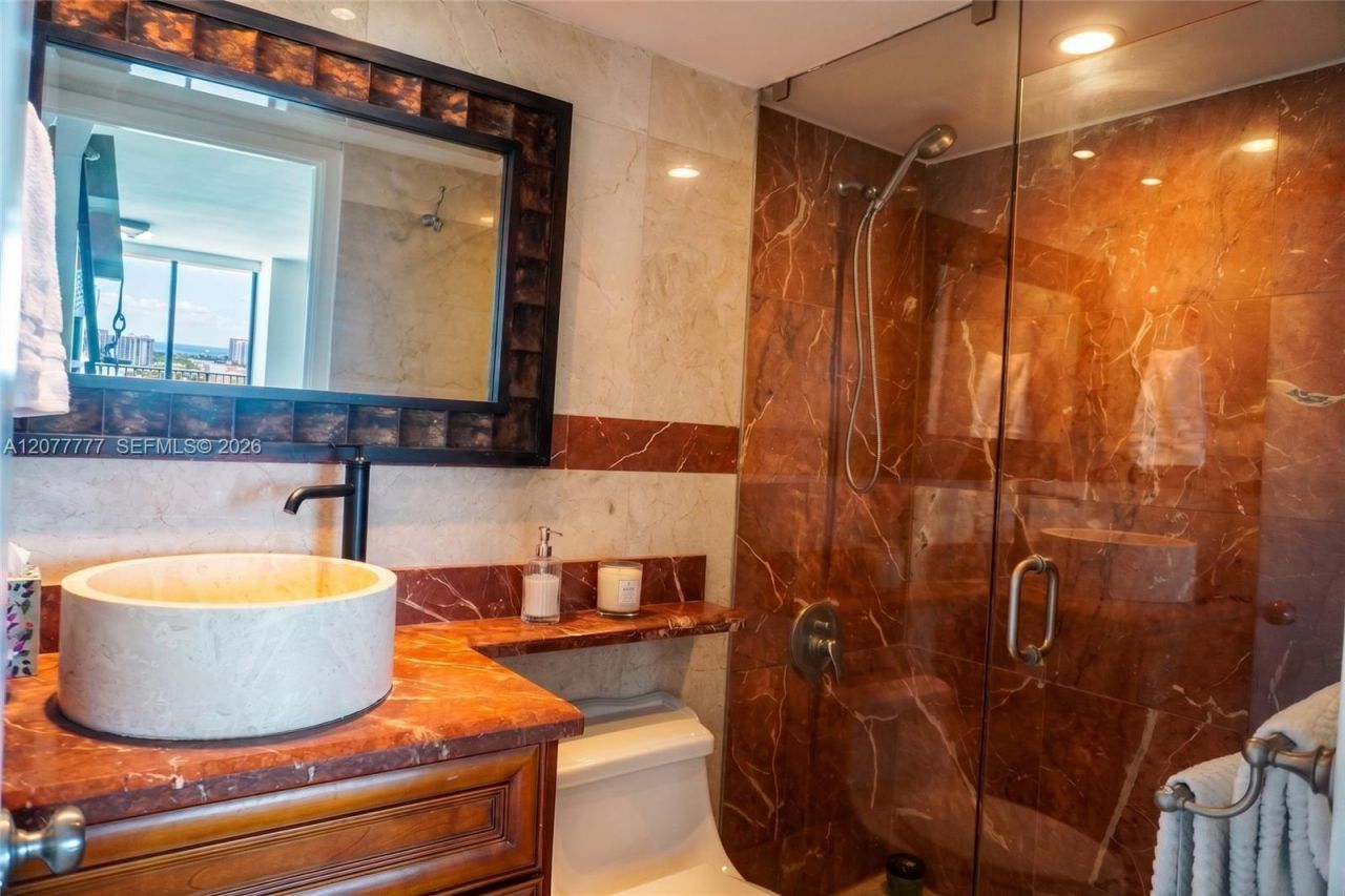 3300 NE 192nd St , Unit 1612, Aventura, FL 33180 Photo