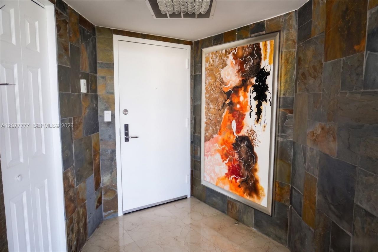 3300 NE 192nd St , Unit 1612, Aventura, FL 33180 Photo