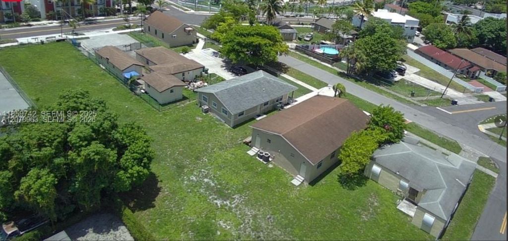 516 NW 4th Ave , Hallandale Beach, FL 33009 Photo