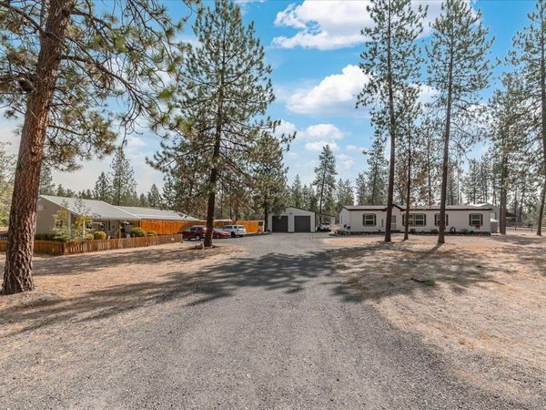 6297 Sundown Rd, Nine Mile Falls, WA 99026