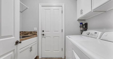 7365 Silver King Drive, Sparks, NV 89436 Photo
