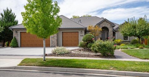 7365 Silver King Drive, Sparks, NV 89436 Photo