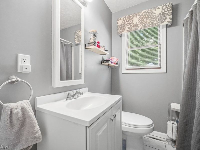 687 Elyria Avenue, Amherst, OH 44001 Photo 25