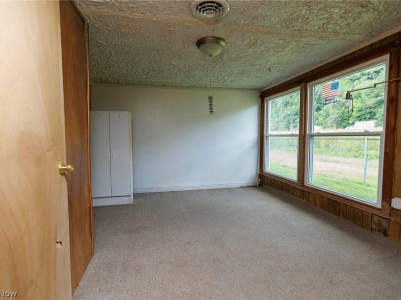1843 SE Brightwood Road, New Philadelphia, OH 44663 Photo 10