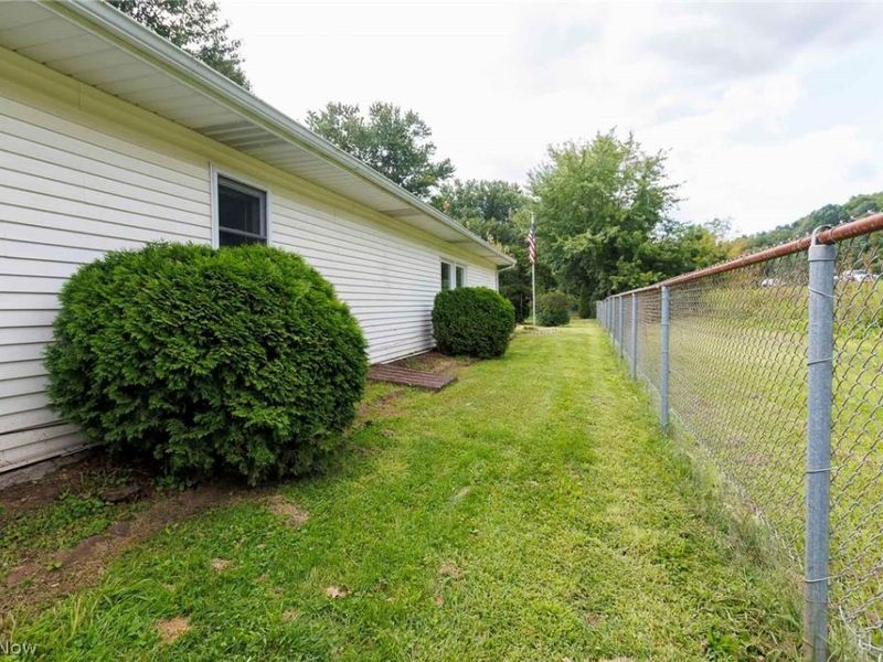 1843 SE Brightwood Road, New Philadelphia, OH 44663 Photo 31