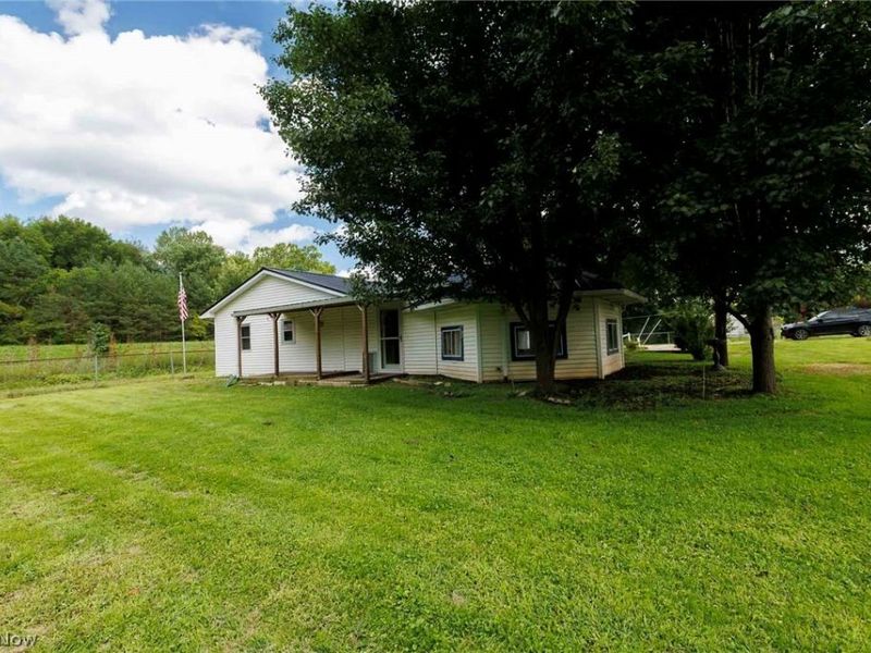 1843 SE Brightwood Road, New Philadelphia, OH 44663 Photo 5