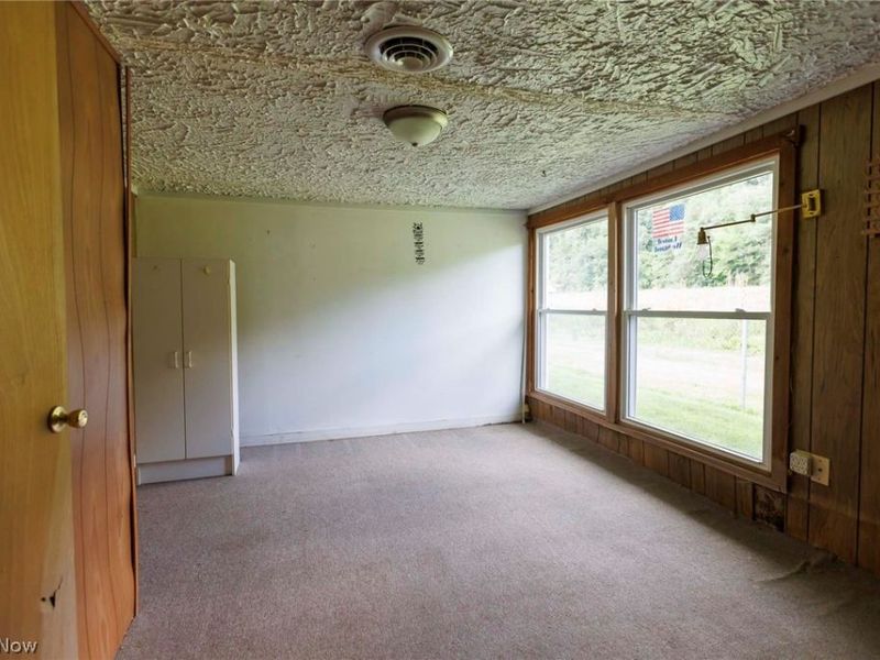 1843 SE Brightwood Road, New Philadelphia, OH 44663 Photo 9