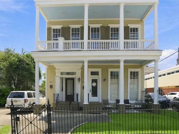 1422 PENISTON Street , New Orleans, LA 70115