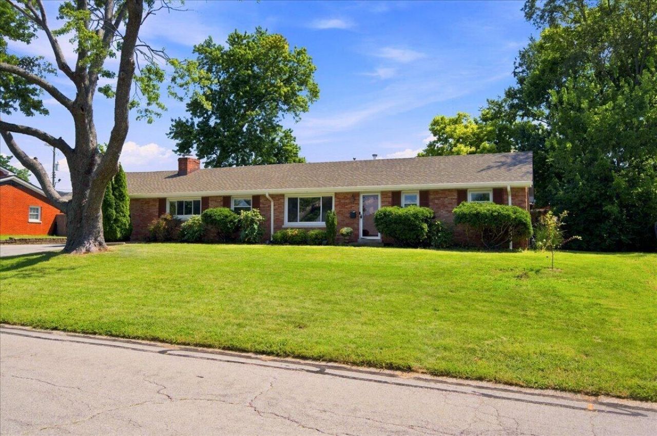 1678 Traveller Road, Lexington, KY 40504 Main Photo
