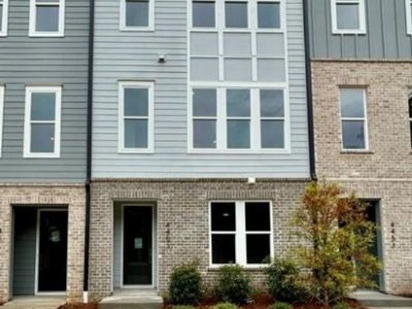 4453 Gradient Lane, Chamblee, GA 30341