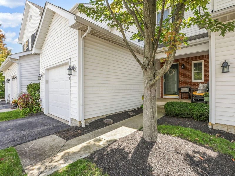 3933 Hill Park Road, Hilliard, OH 43026 Photo 3