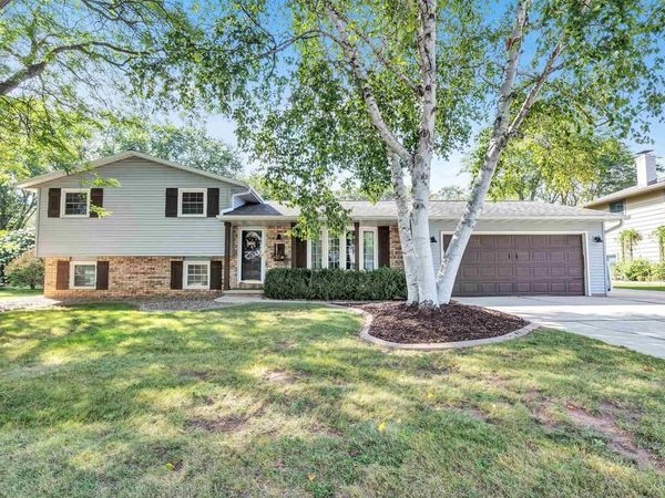 2824 OTTO COURT, Green Bay, WI 54313