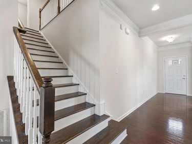 CHARLOTTESVILLE, VA 22901