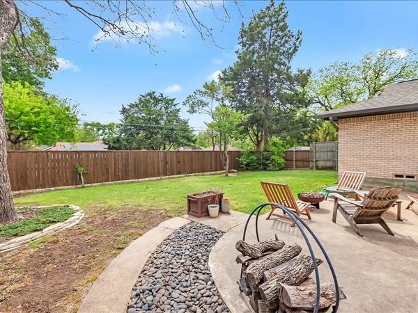 8030 Hunnicut Road, Dallas, TX 75228