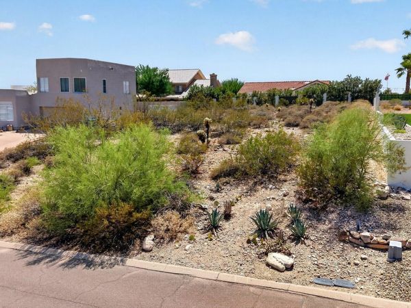 15607 E CHOLLA Drive, Unit 12, Fountain Hills, AZ 85268