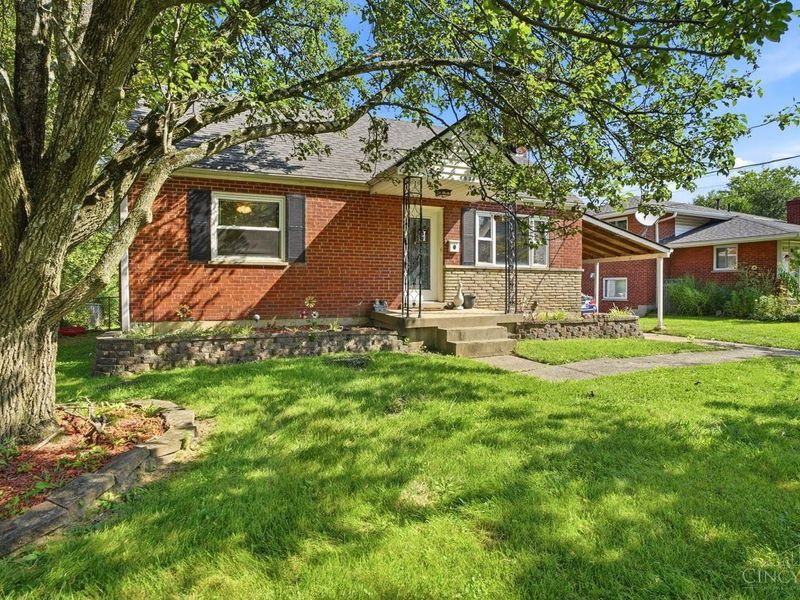 8930 Eldora Drive, Sycamore Township, OH 45236 Photo 3