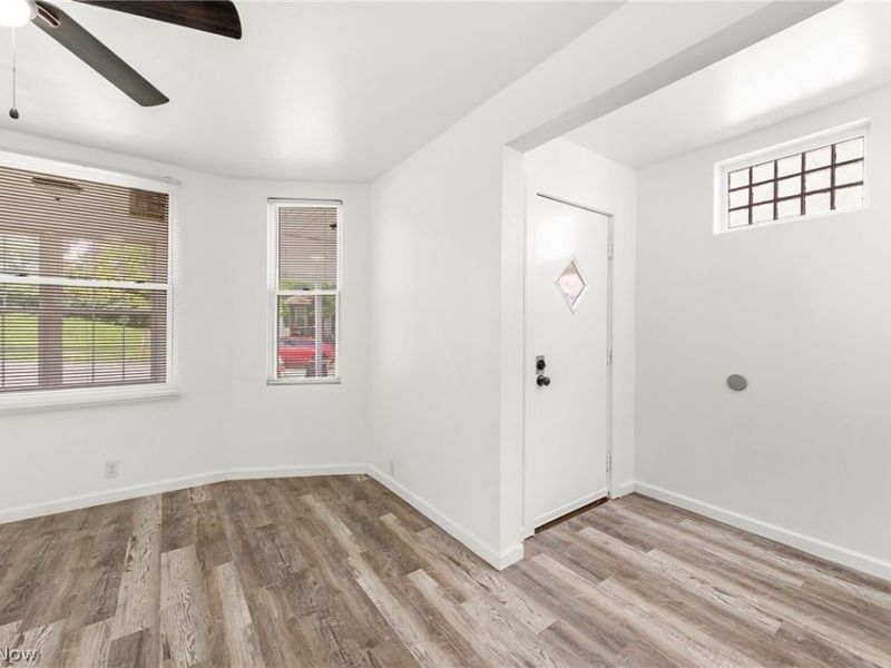 3207 W 97th Street, Cleveland, OH 44102 Photo 3