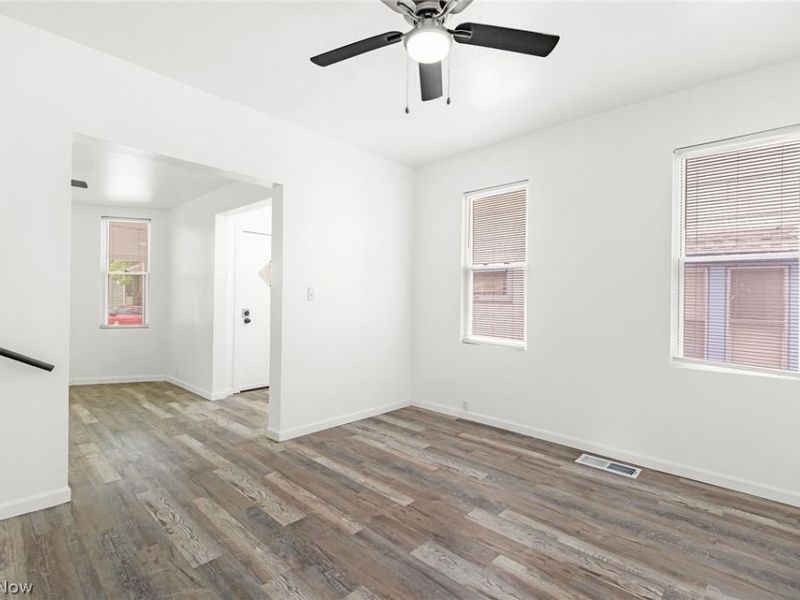 3207 W 97th Street, Cleveland, OH 44102 Photo 6