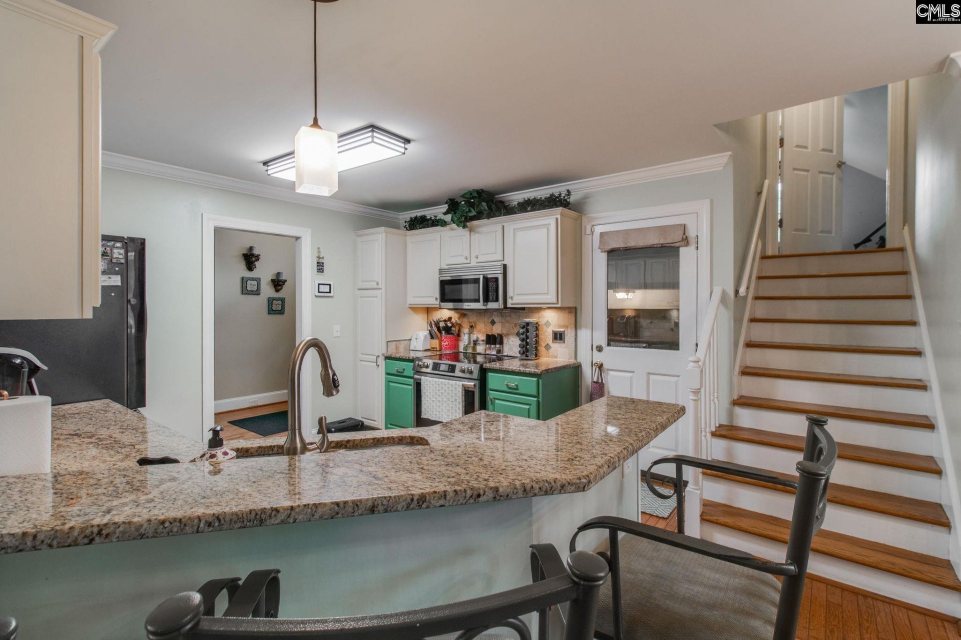 320 Wiltshire Way Photo 14