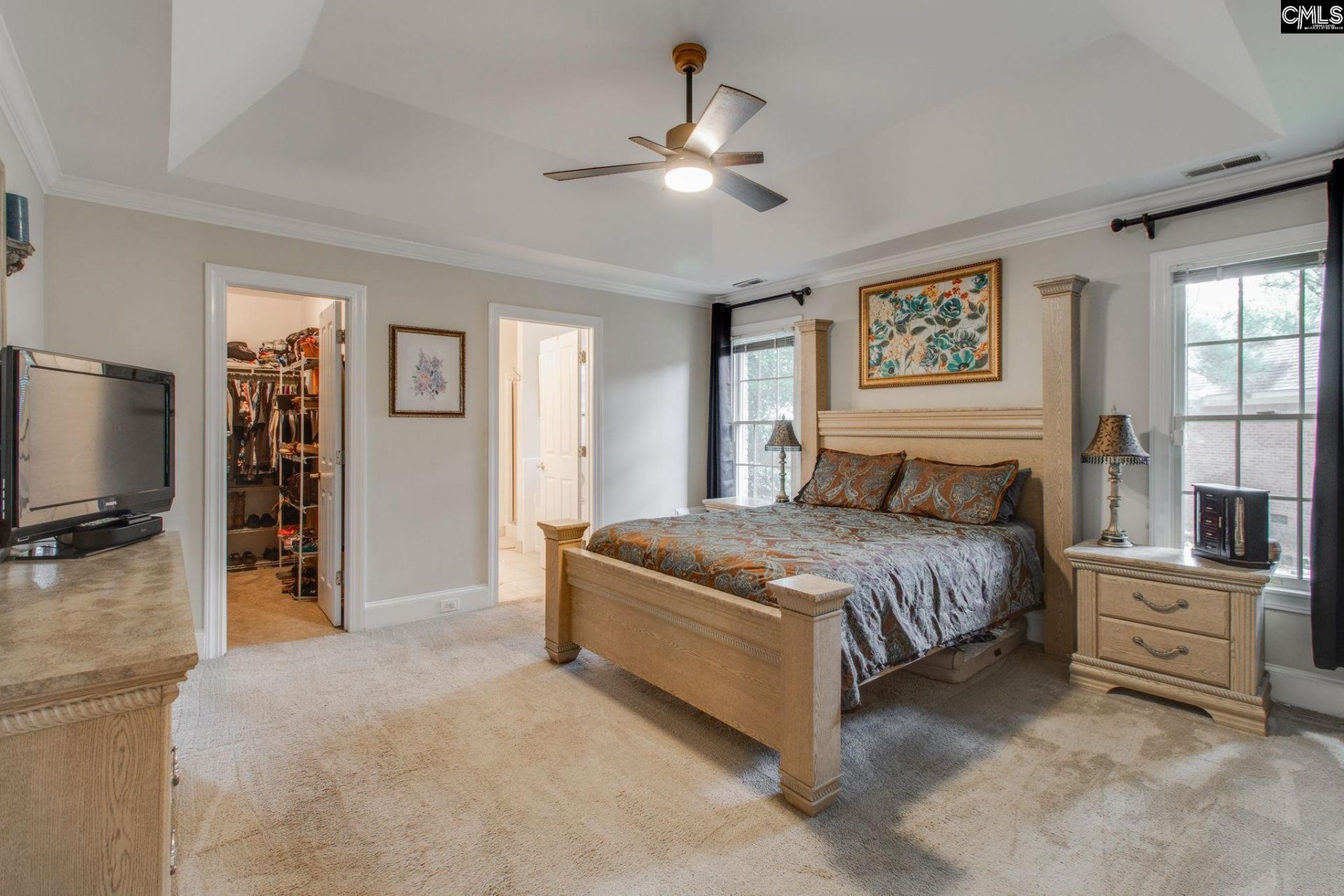 320 Wiltshire Way Photo 18