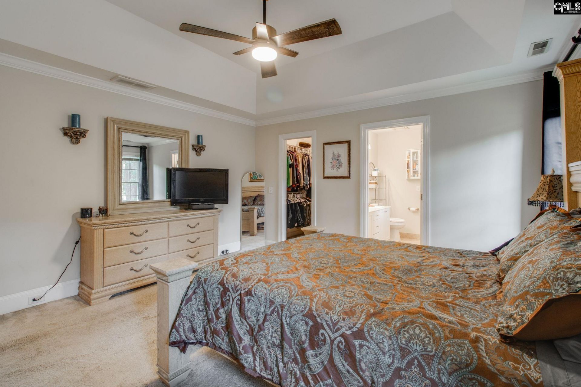 320 Wiltshire Way Photo 20