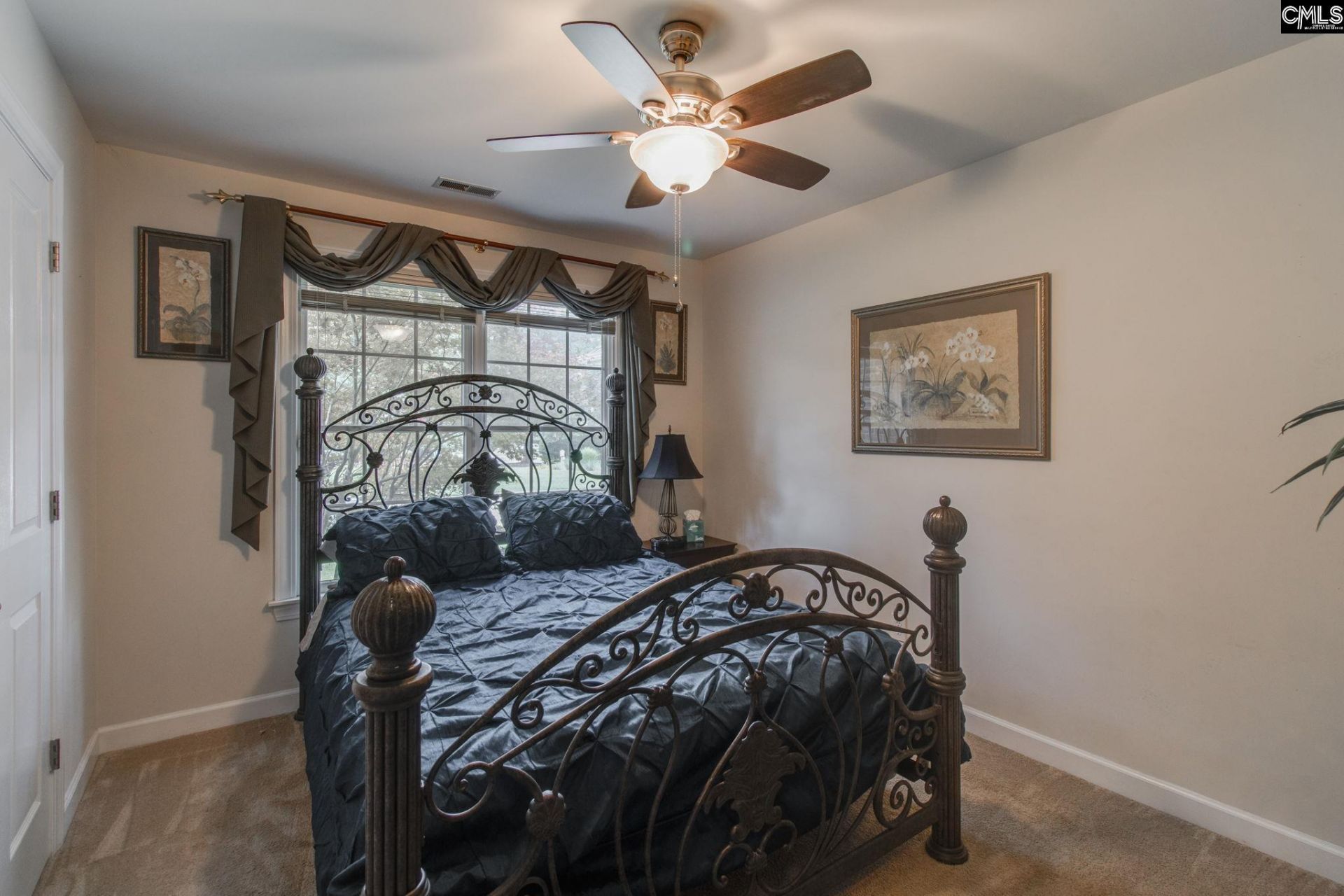 320 Wiltshire Way Photo 24