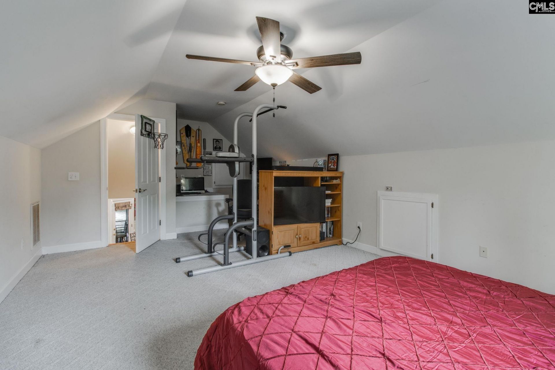320 Wiltshire Way Photo 30