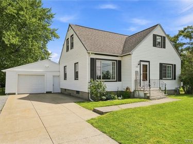 401 Borden Road, West Seneca, NY 14224