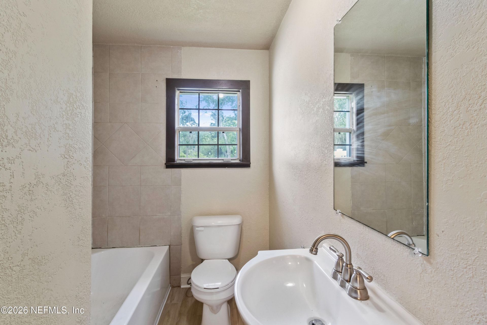 309 E River Road, East Palatka, FL 32131 Photo