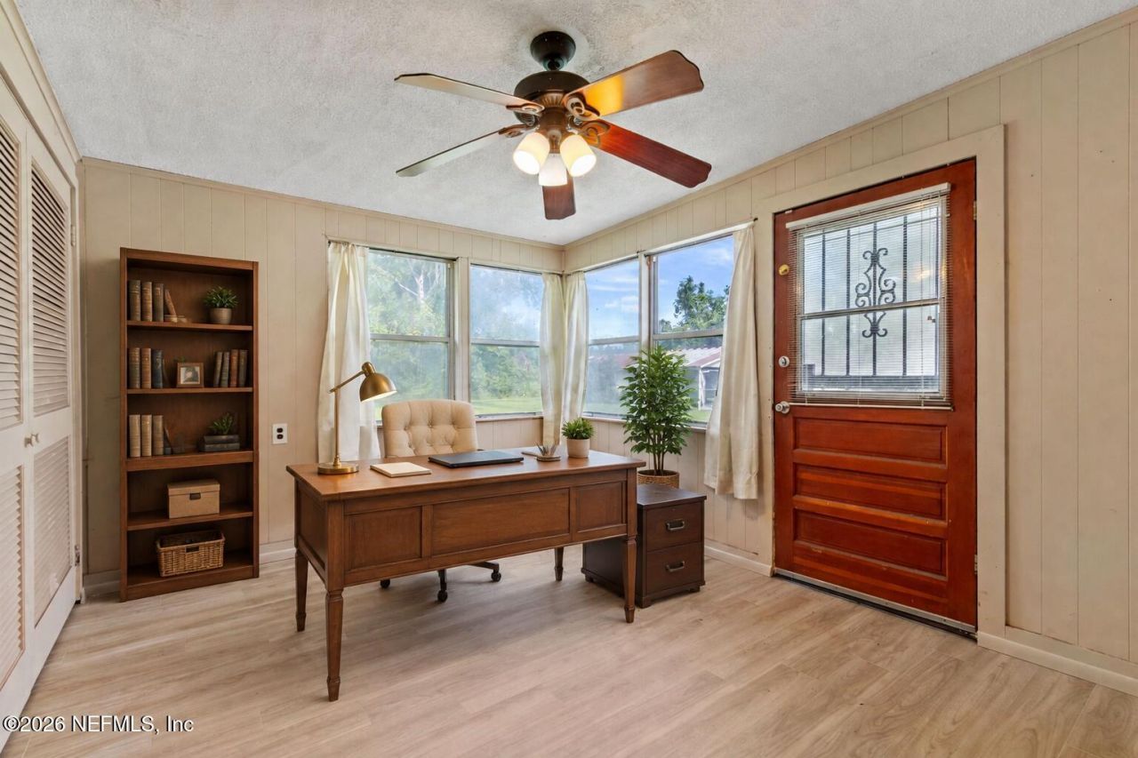 309 E River Road, East Palatka, FL 32131 Photo