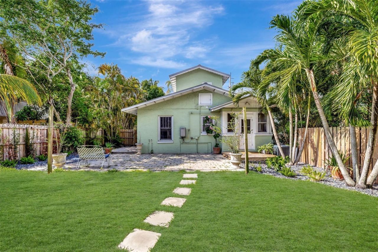 1031 SW 4th St, Fort Lauderdale, FL 33312 Photo