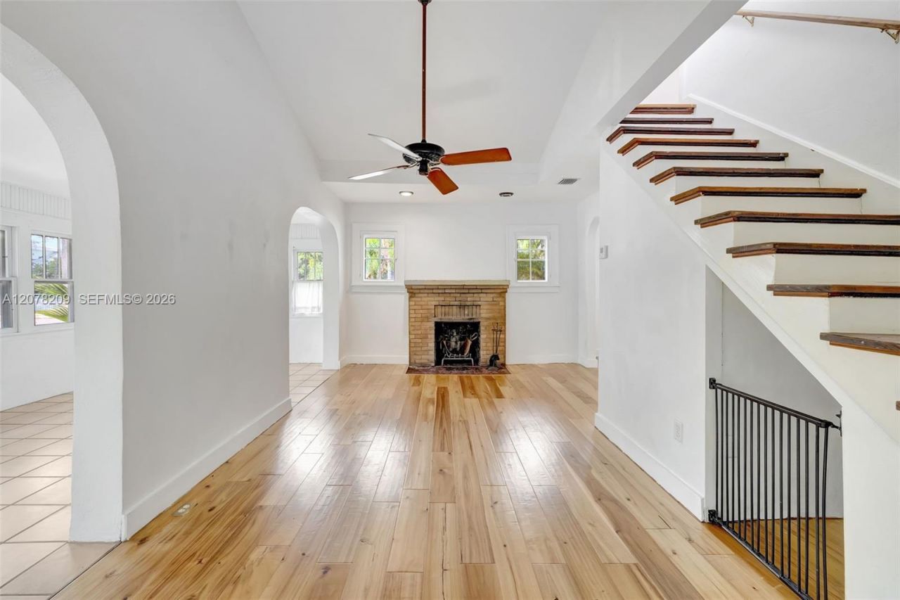 1031 SW 4th St, Fort Lauderdale, FL 33312 Photo
