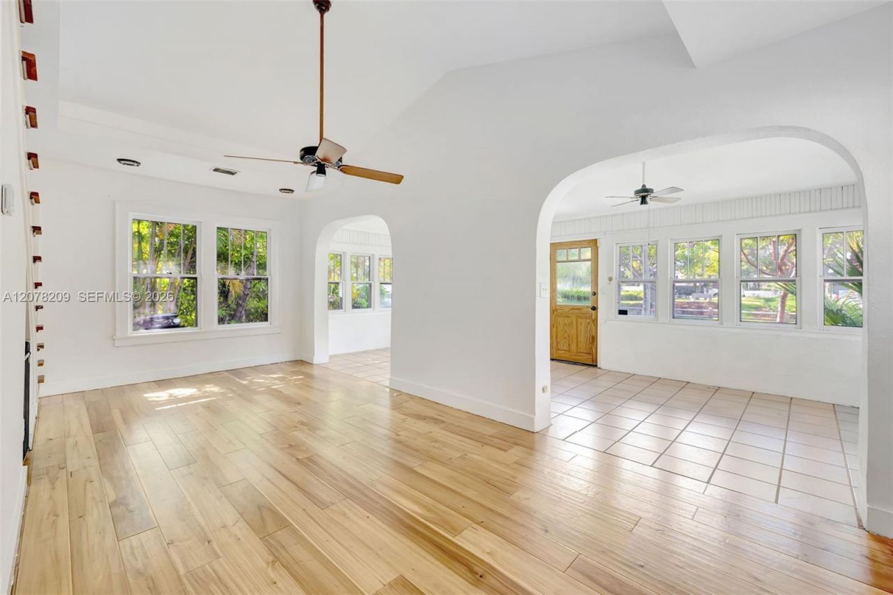 1031 SW 4th St, Fort Lauderdale, FL 33312 Photo