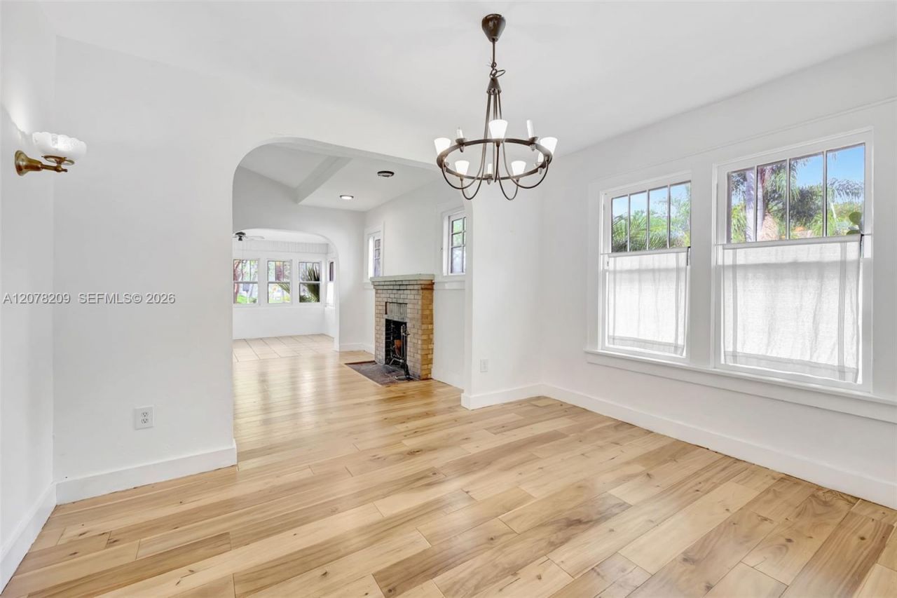 1031 SW 4th St, Fort Lauderdale, FL 33312 Photo
