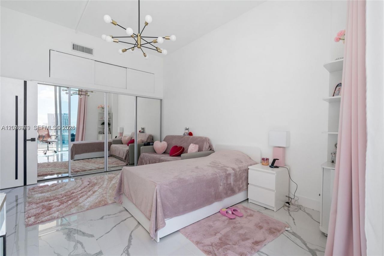 3029 NE 188th St , Unit 1021, Aventura, FL 33180 Photo