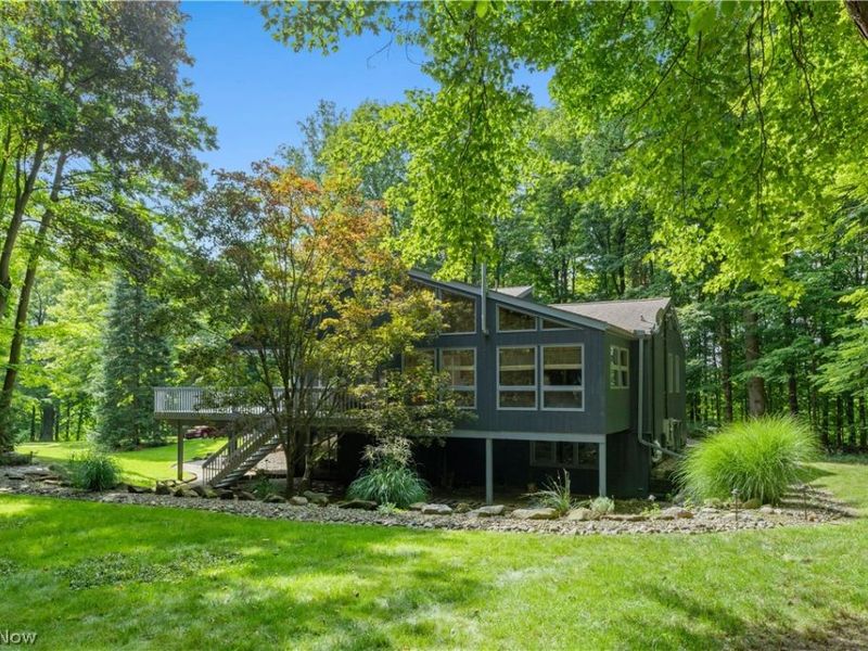1049 N Medina Line Road, Akron, OH 44333 Photo 37